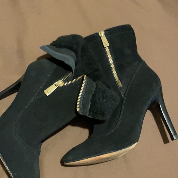 Coach boots with fur inside like new so nice - Picture 2 of 5